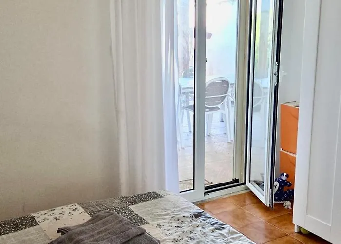 Casa Mayla * مانفريدونيا